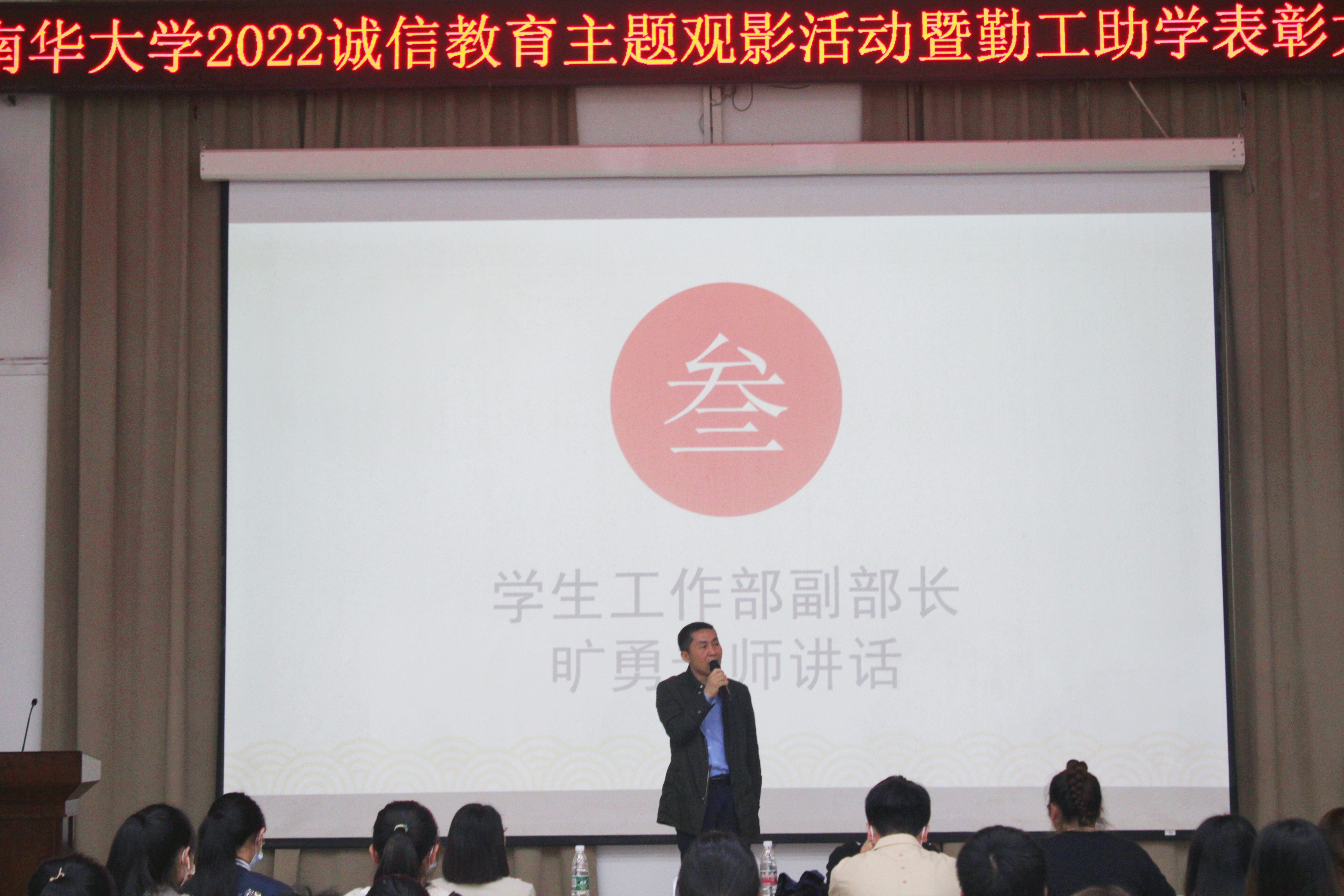 365英国上市公司