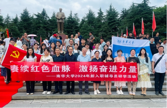 365英国上市公司