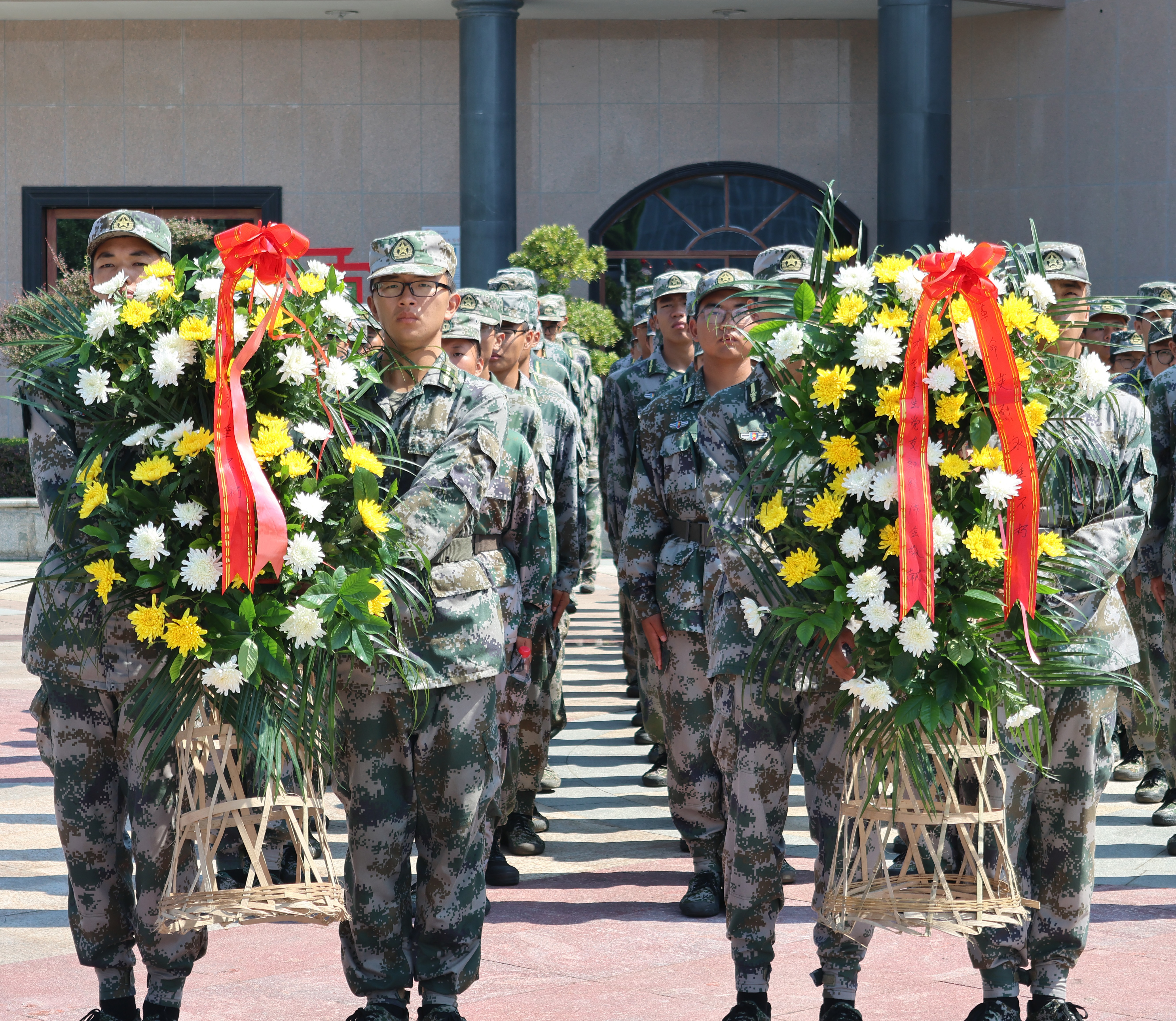 365英国上市公司