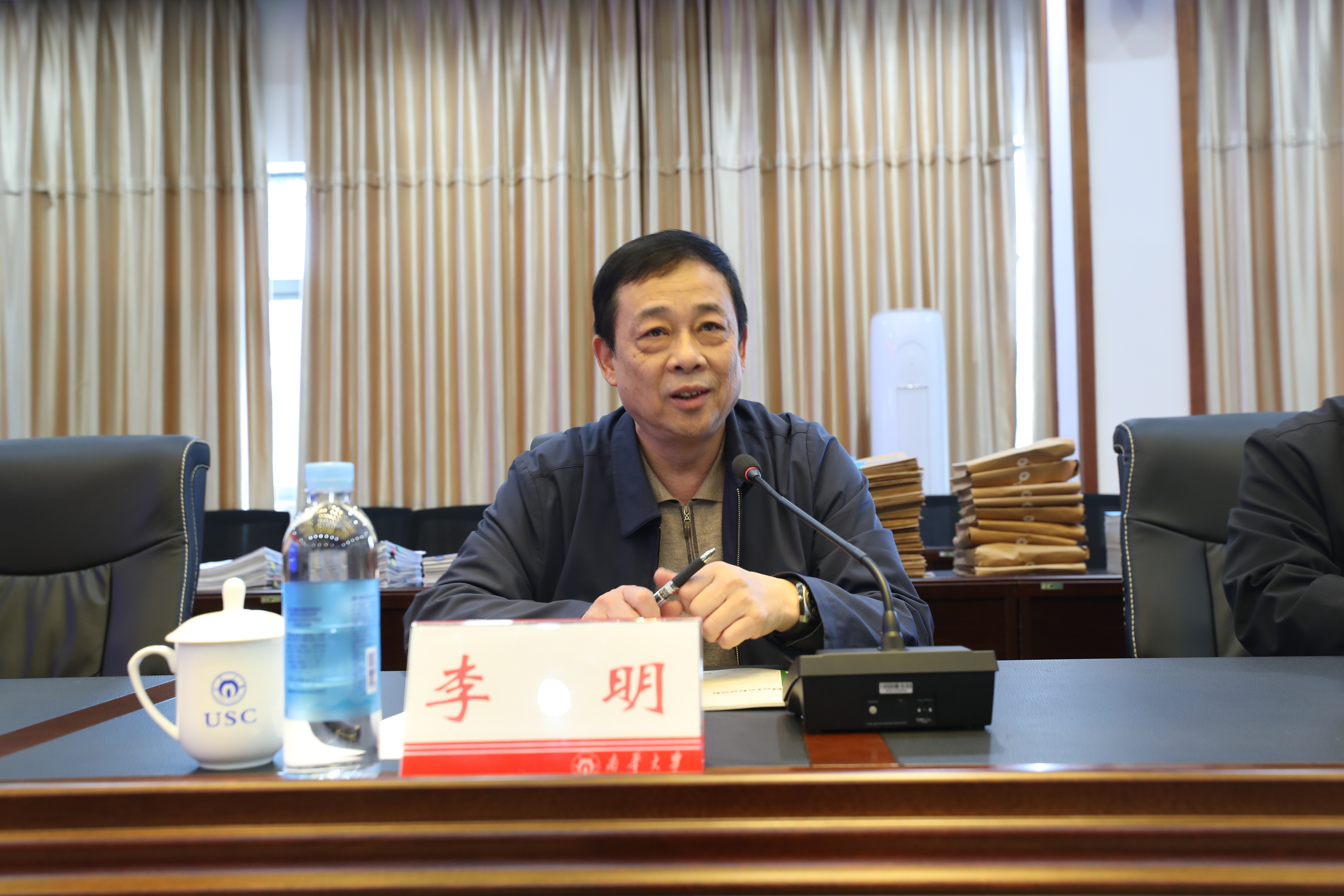 365英国上市公司