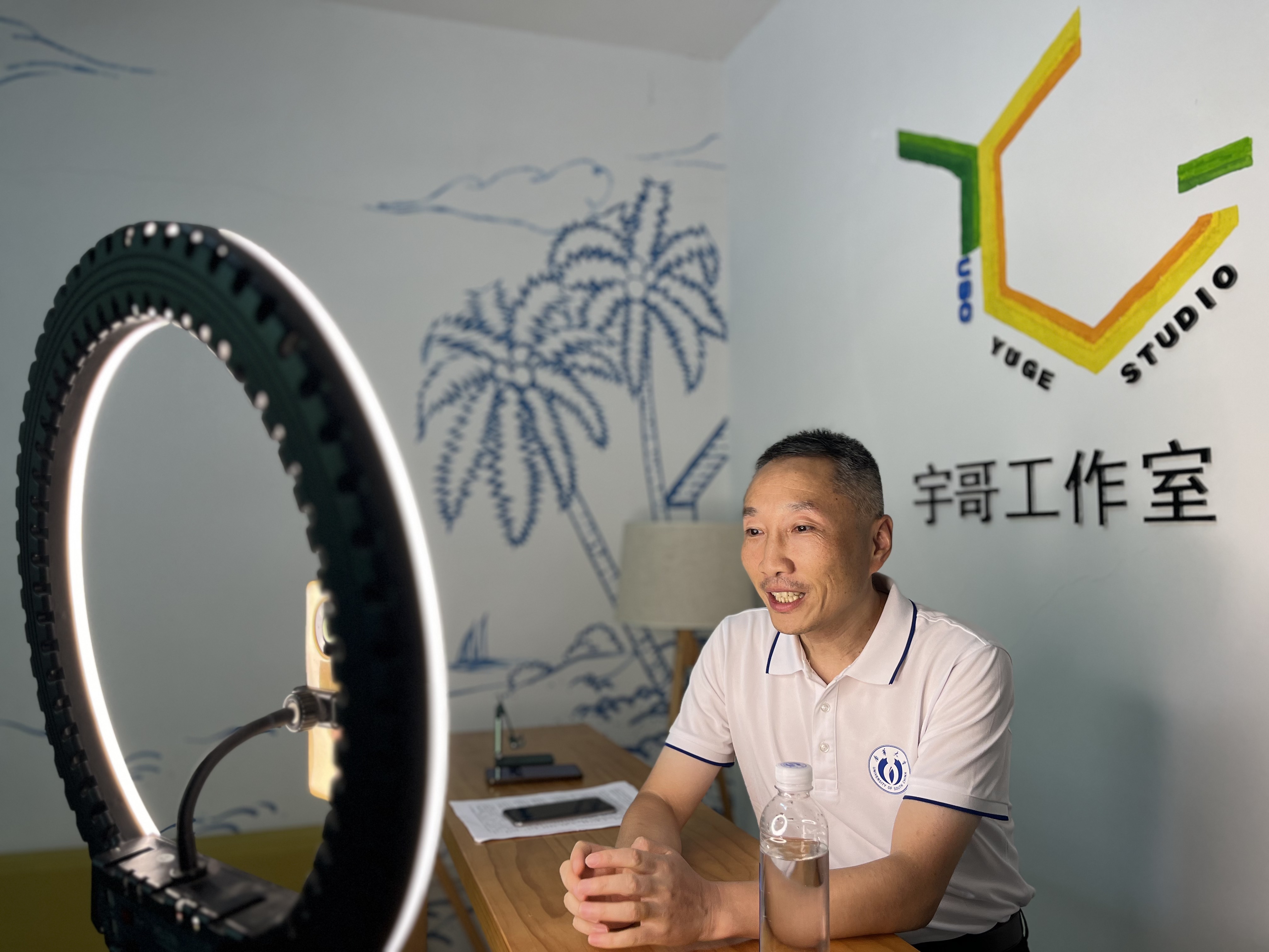 365英国上市公司