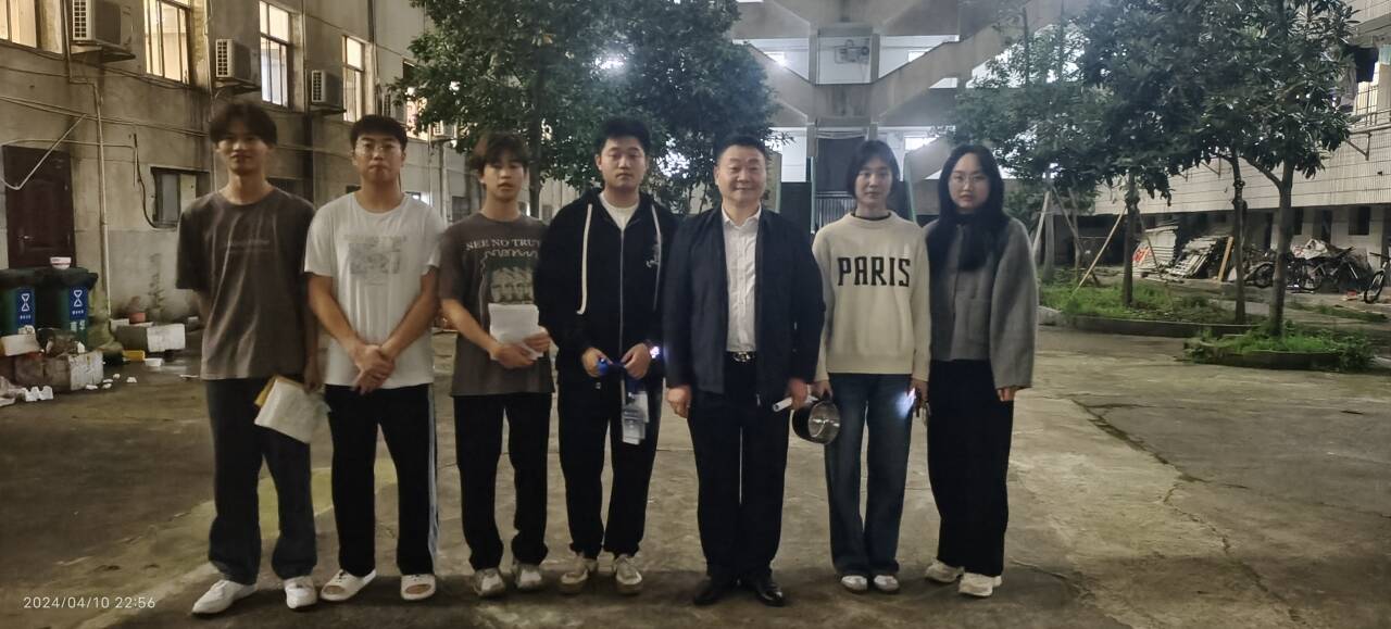 365英国上市公司