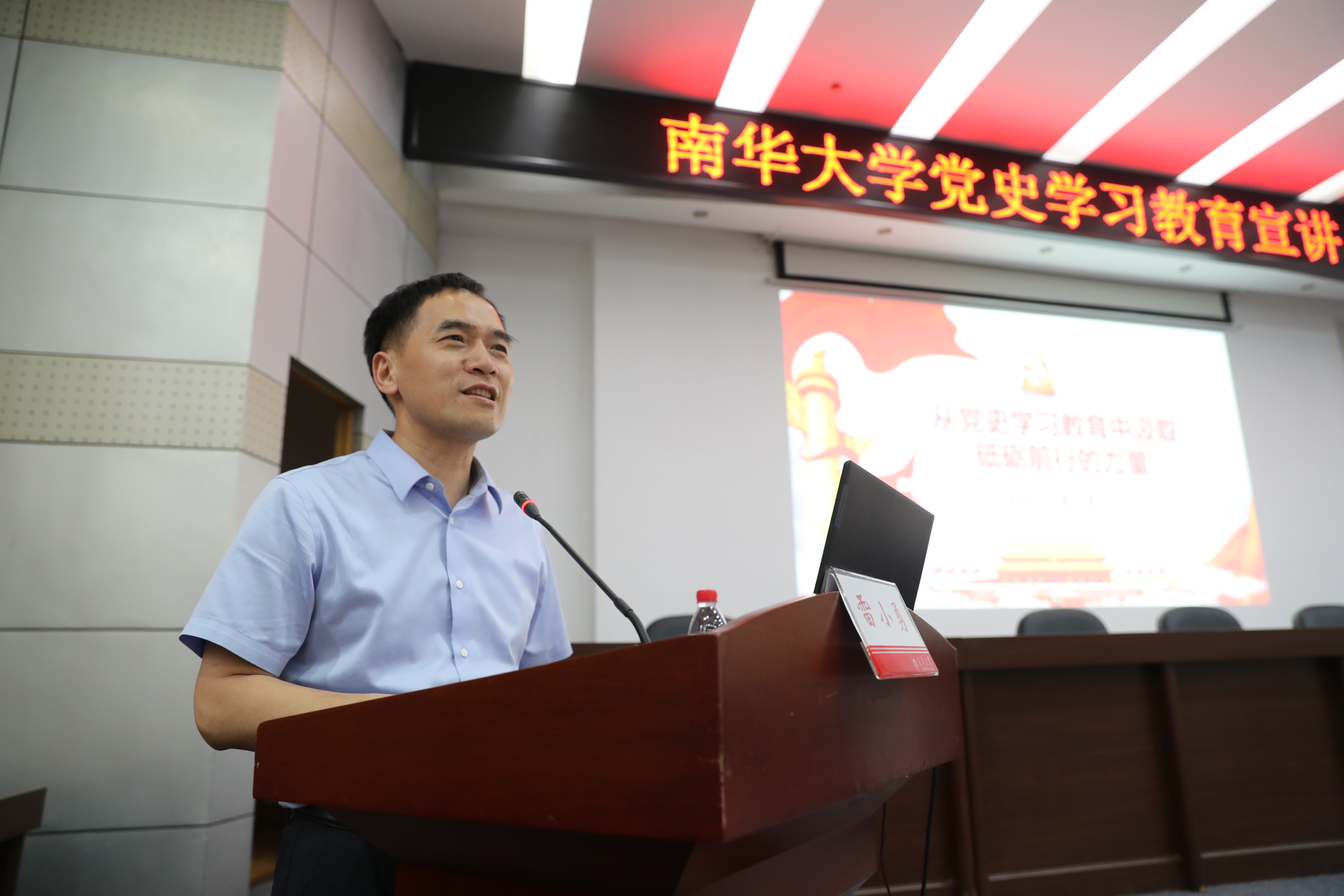 365英国上市公司