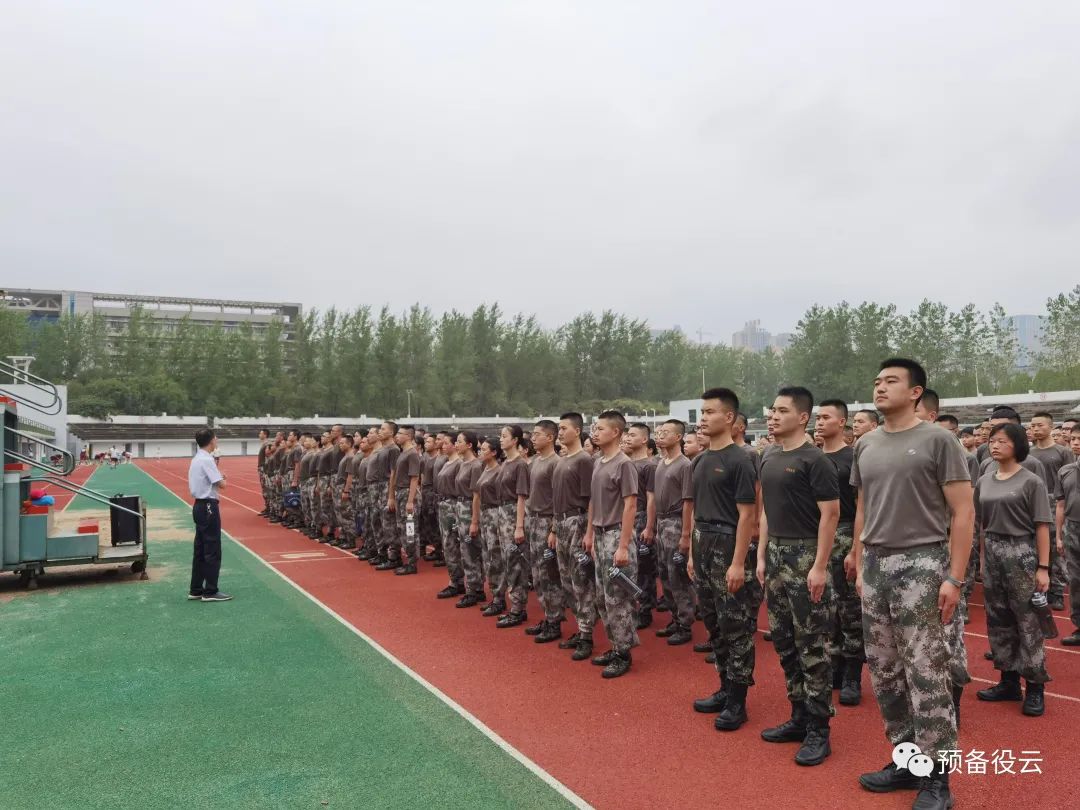 365英国上市公司