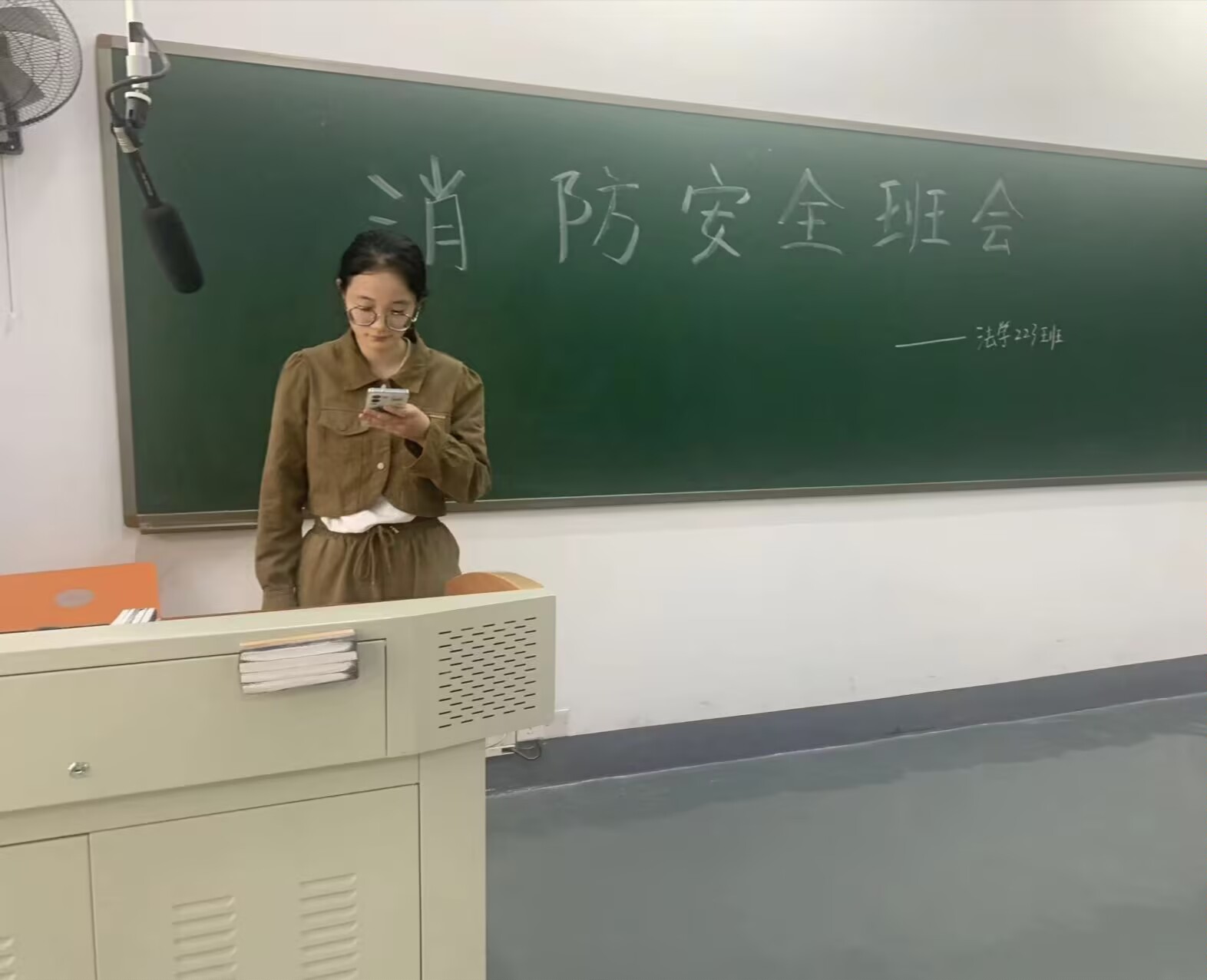 365英国上市公司