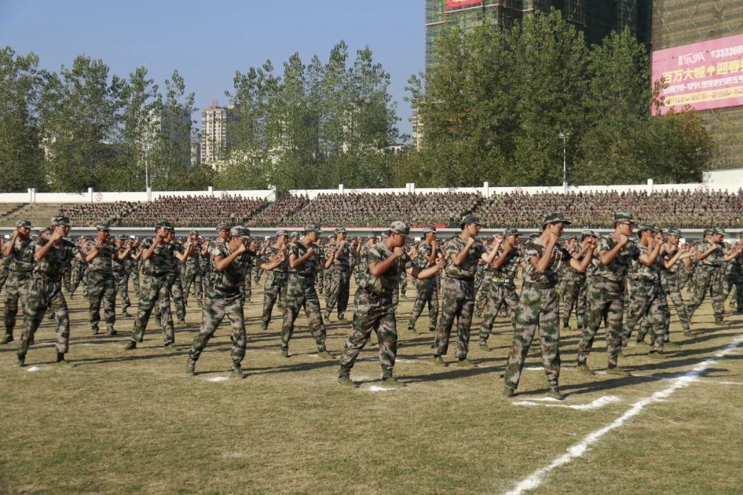 365英国上市公司