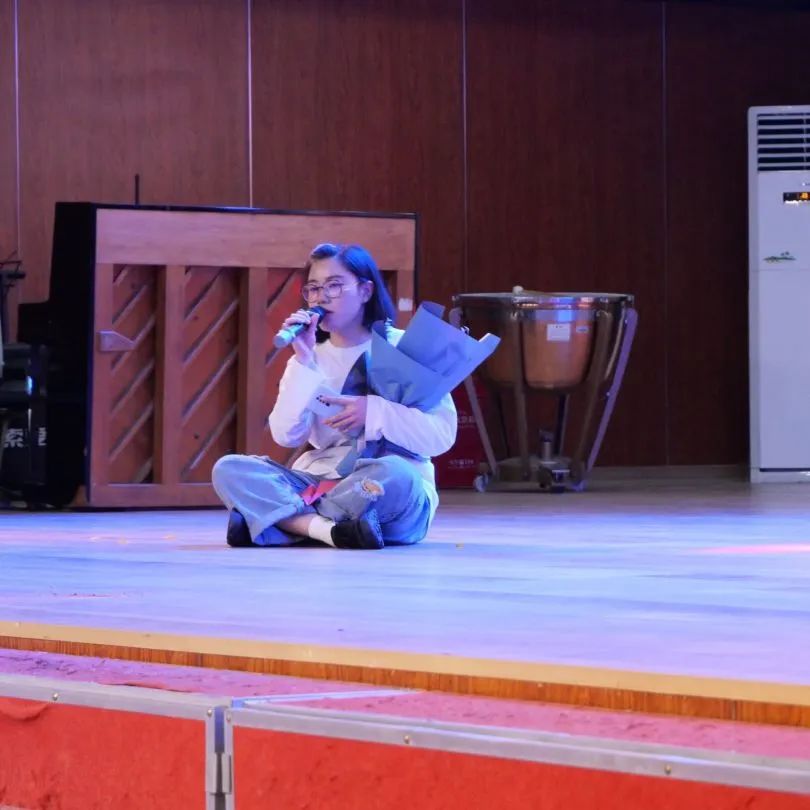 365英国上市公司