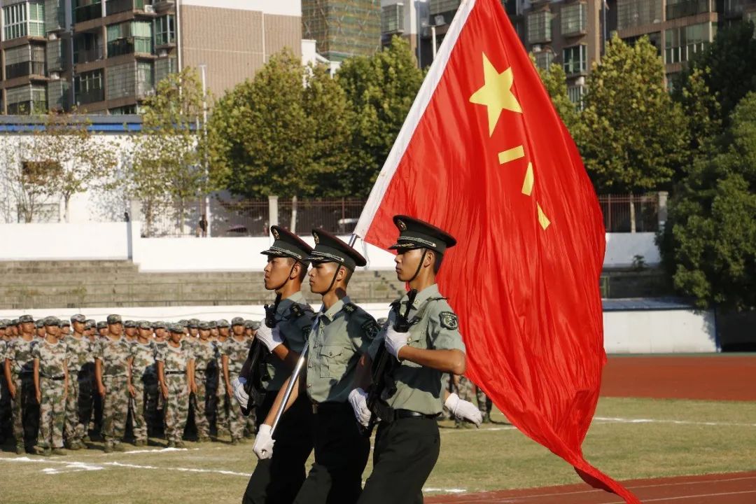 365英国上市公司