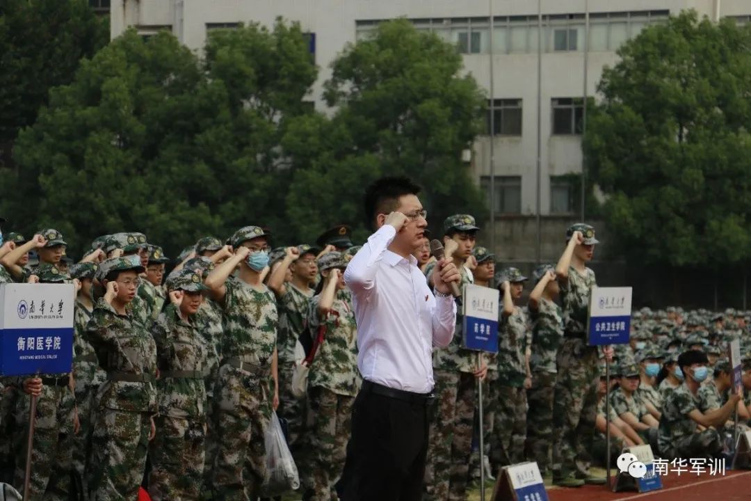 365英国上市公司