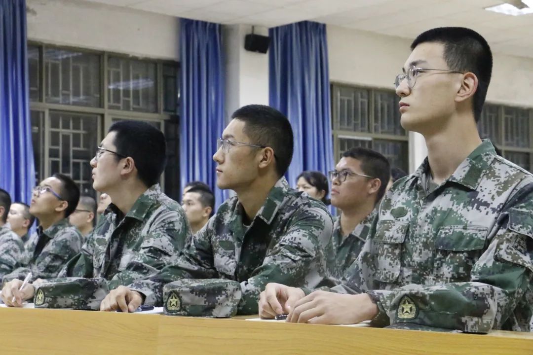 365英国上市公司