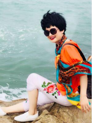 365英国上市公司