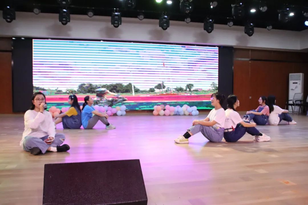 365英国上市公司