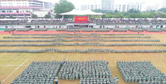 365英国上市公司