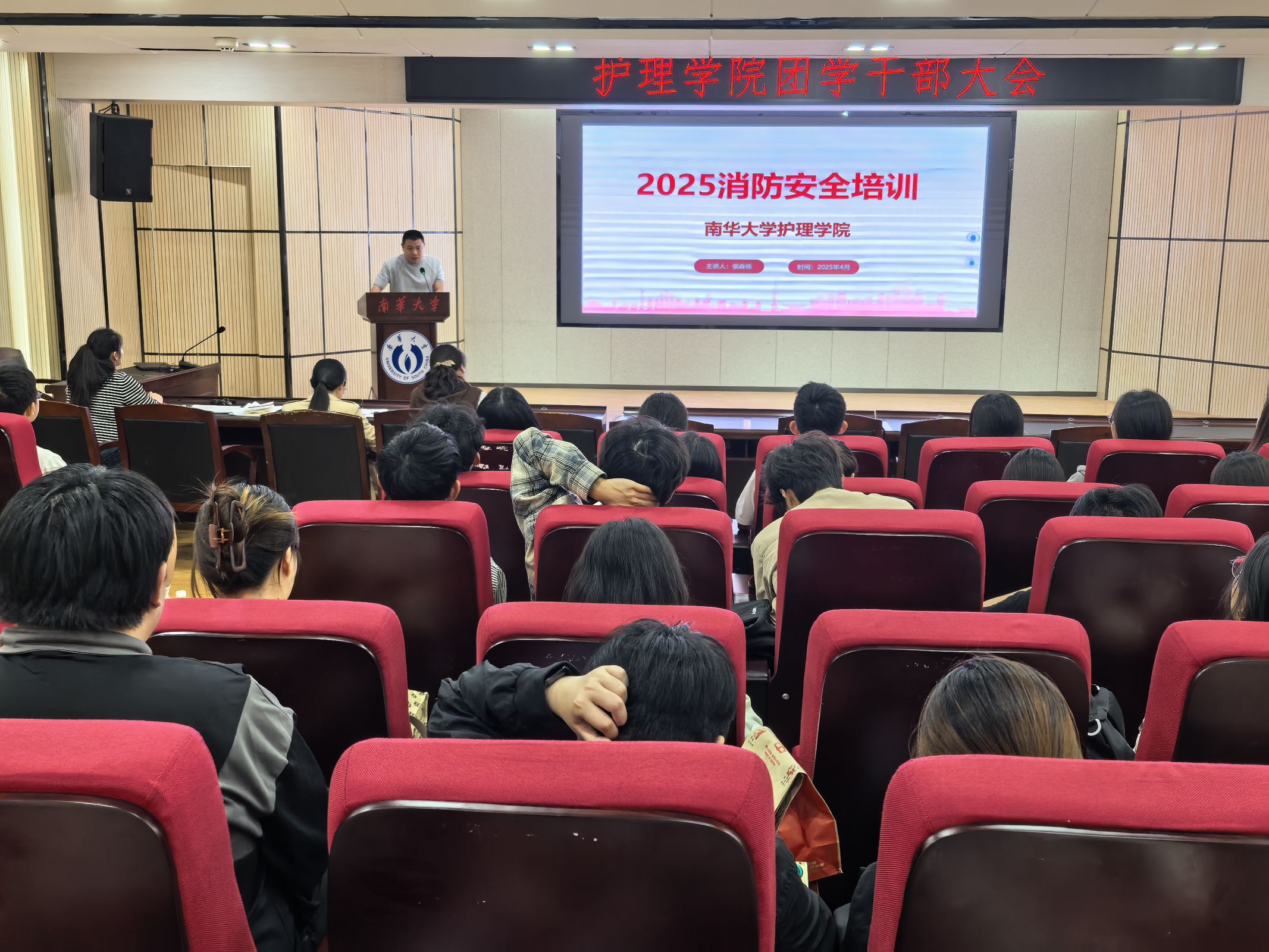 365英国上市公司