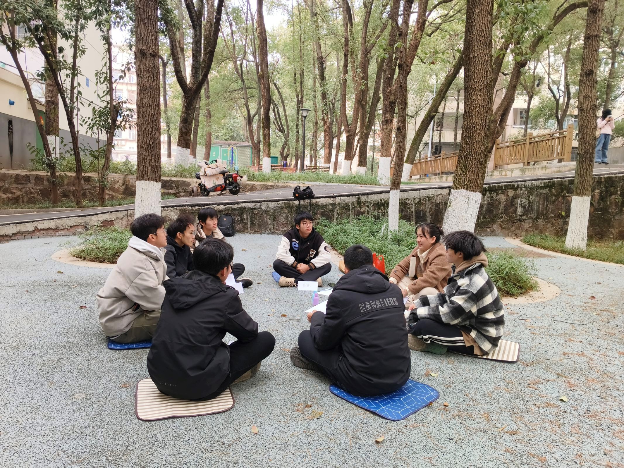 365英国上市公司