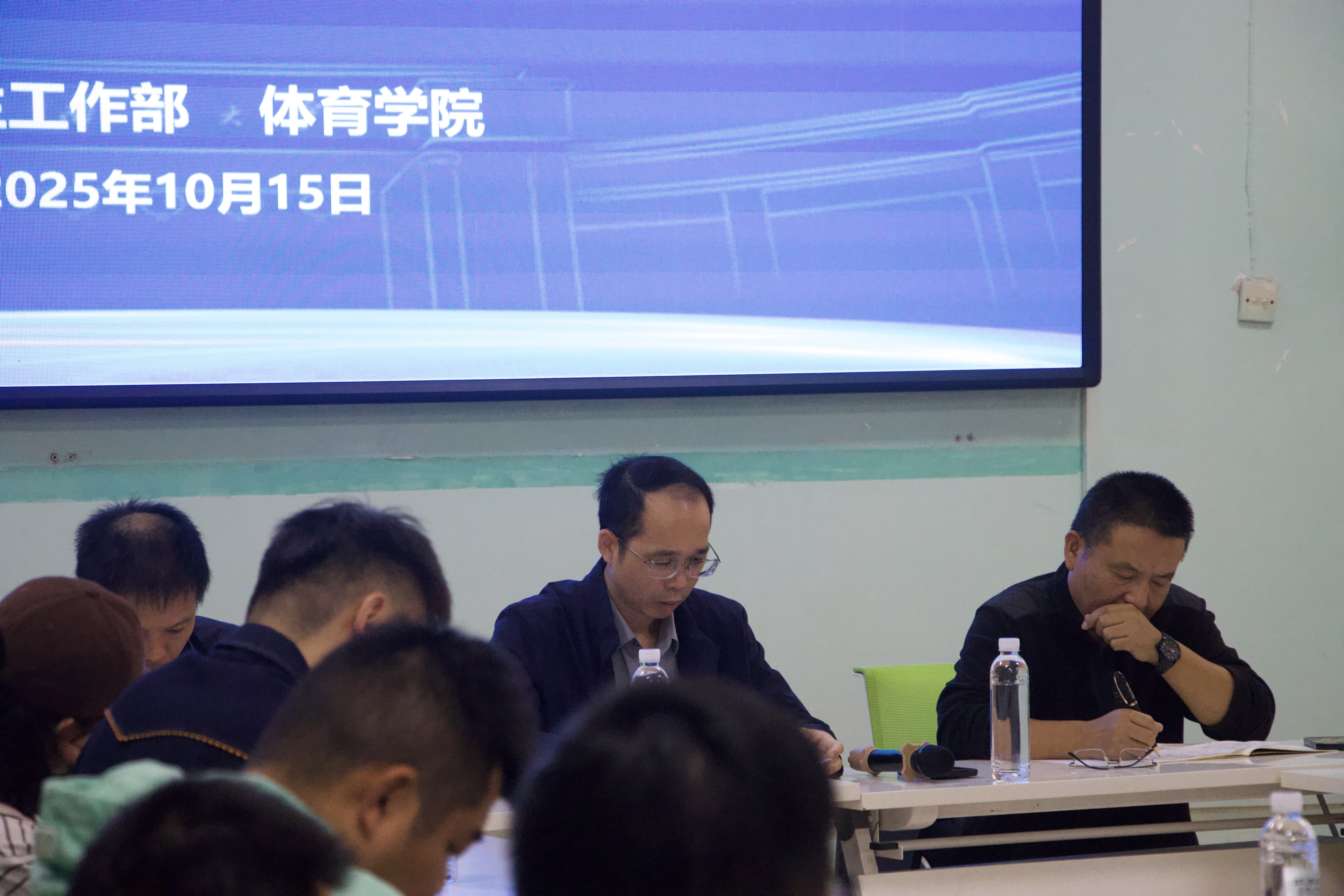 365英国上市公司