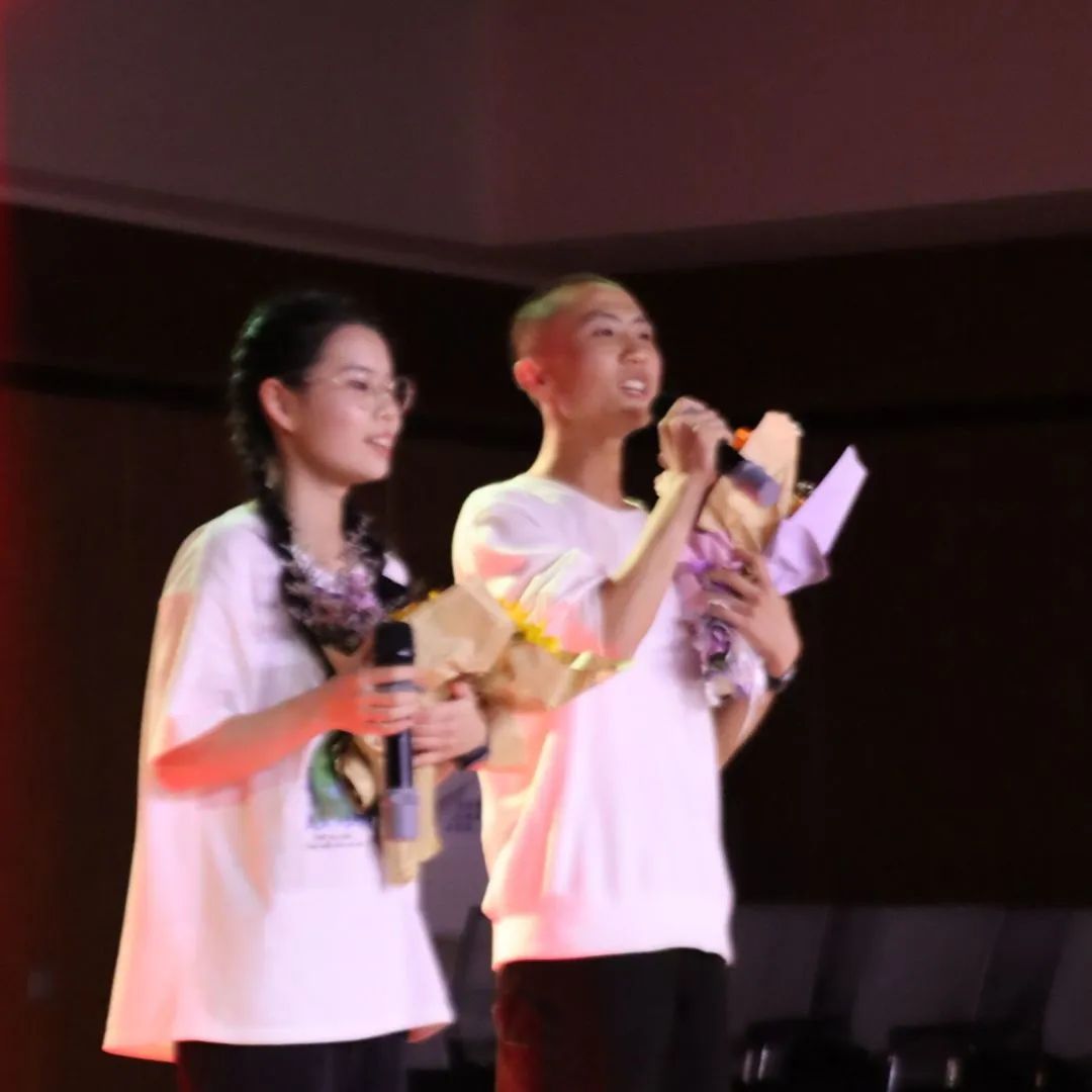 365英国上市公司