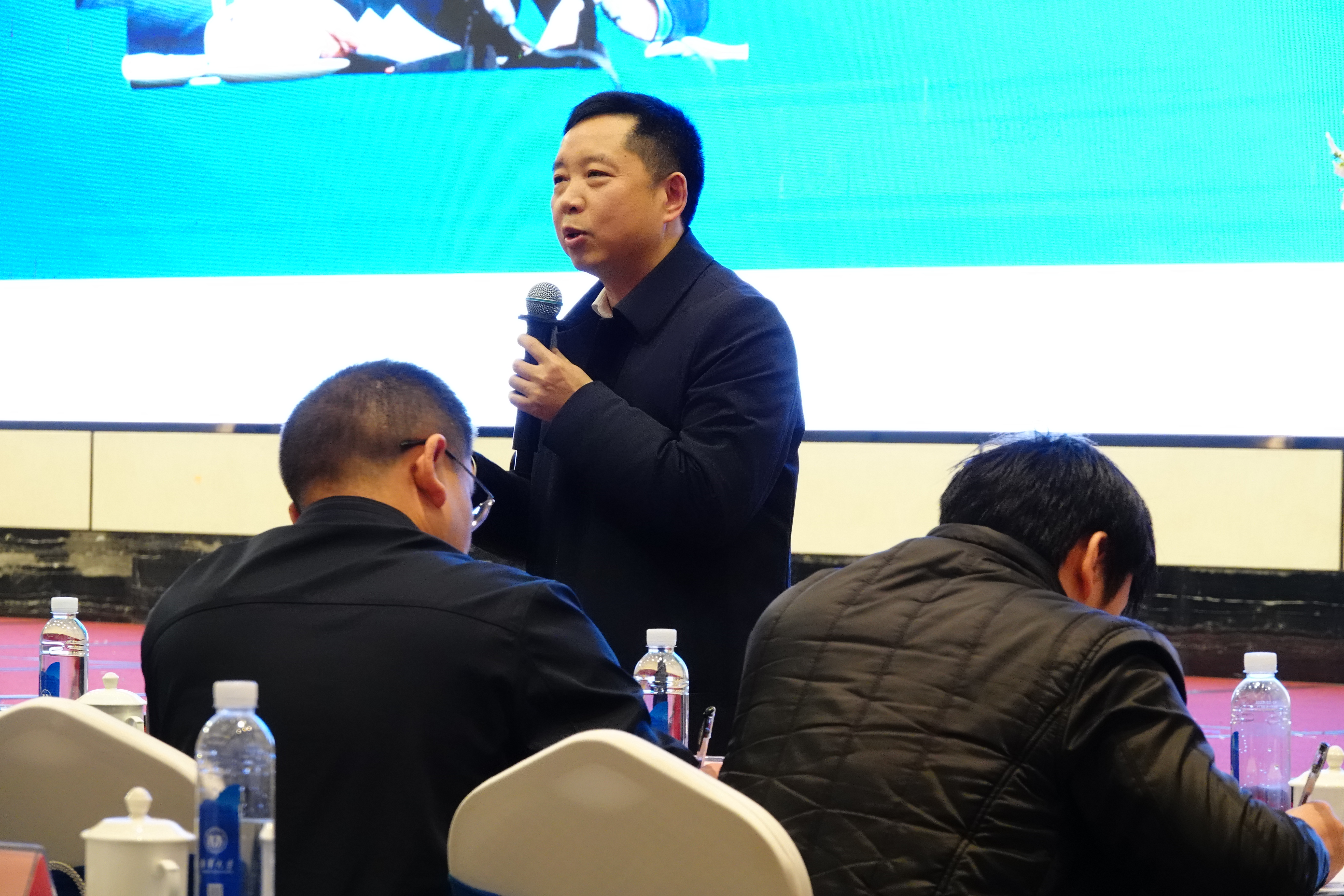 365英国上市公司