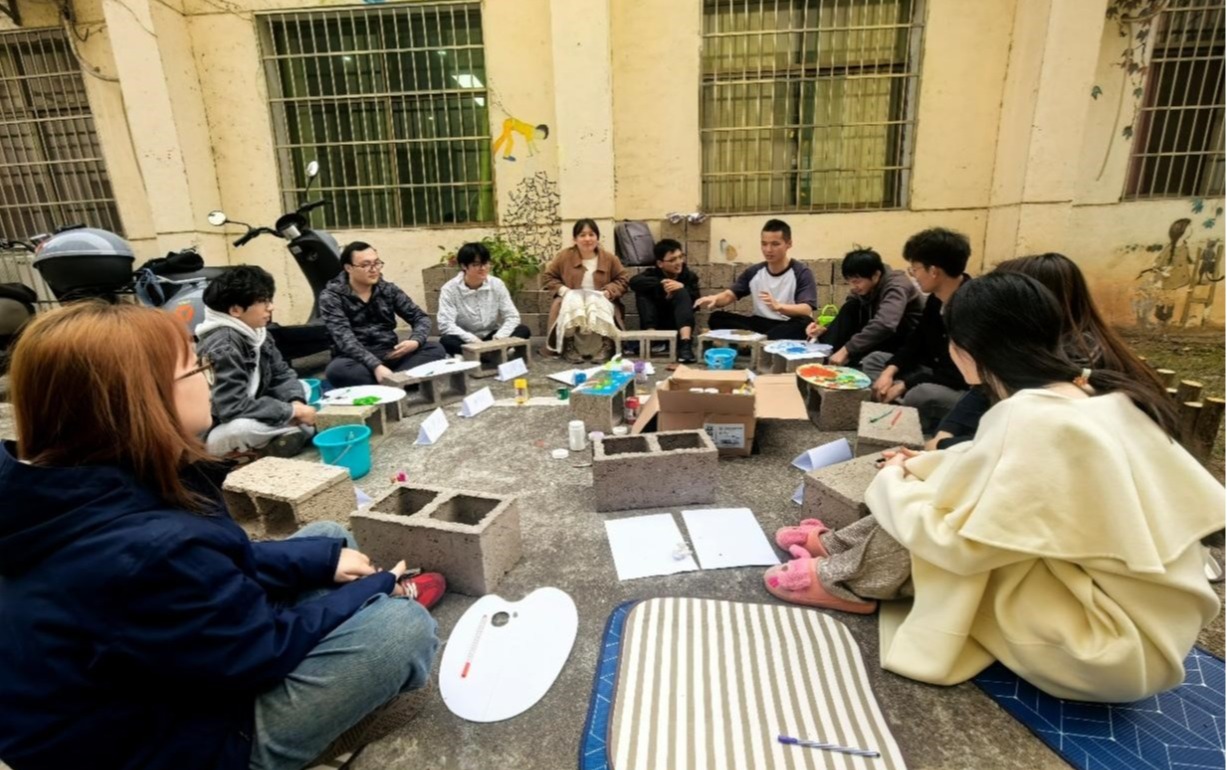 365英国上市公司