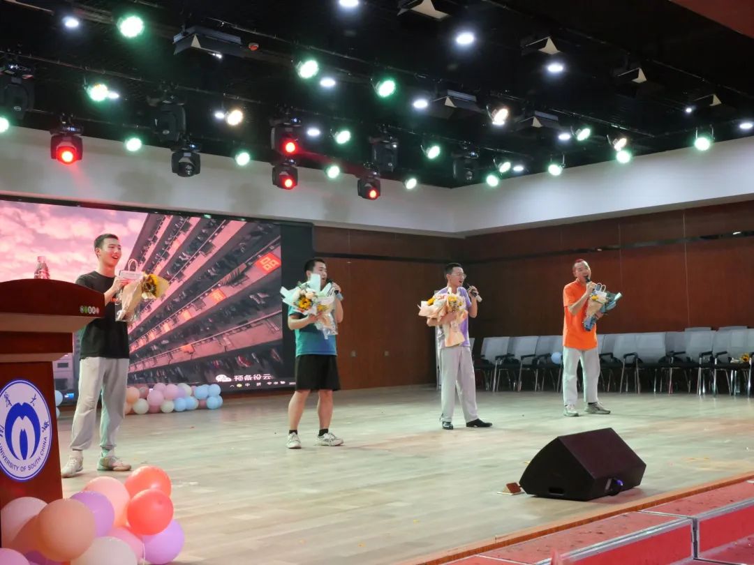 365英国上市公司