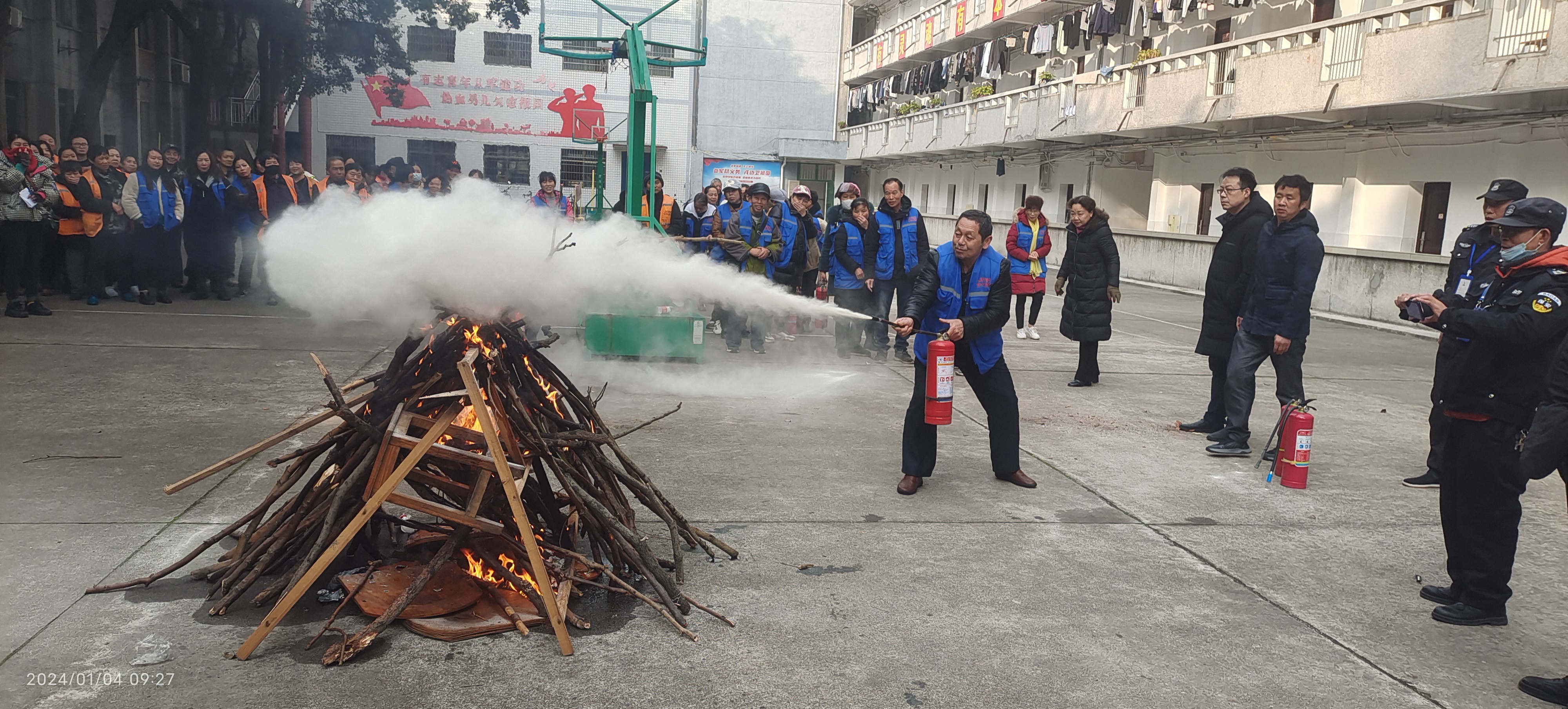 365英国上市公司