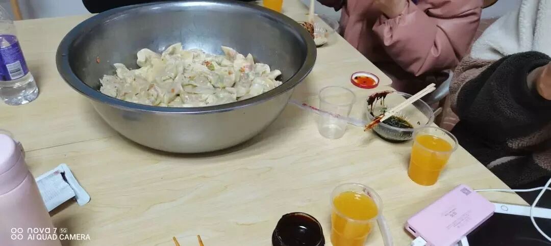 365英国上市公司