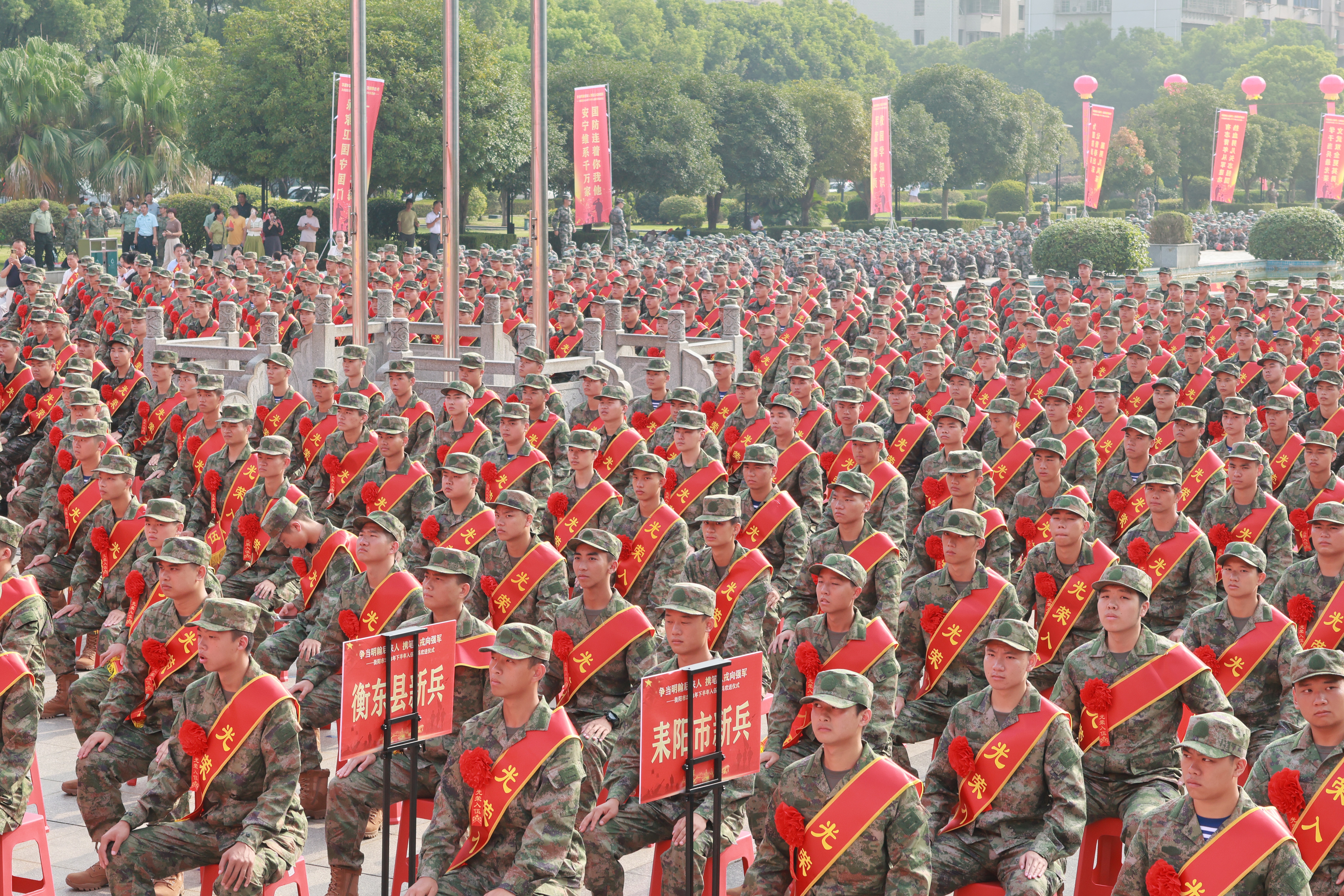 365英国上市公司