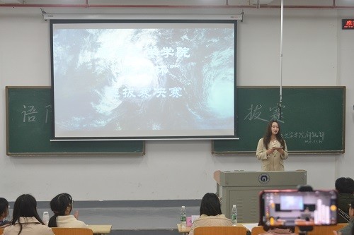 365英国上市公司