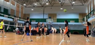 365英国上市公司