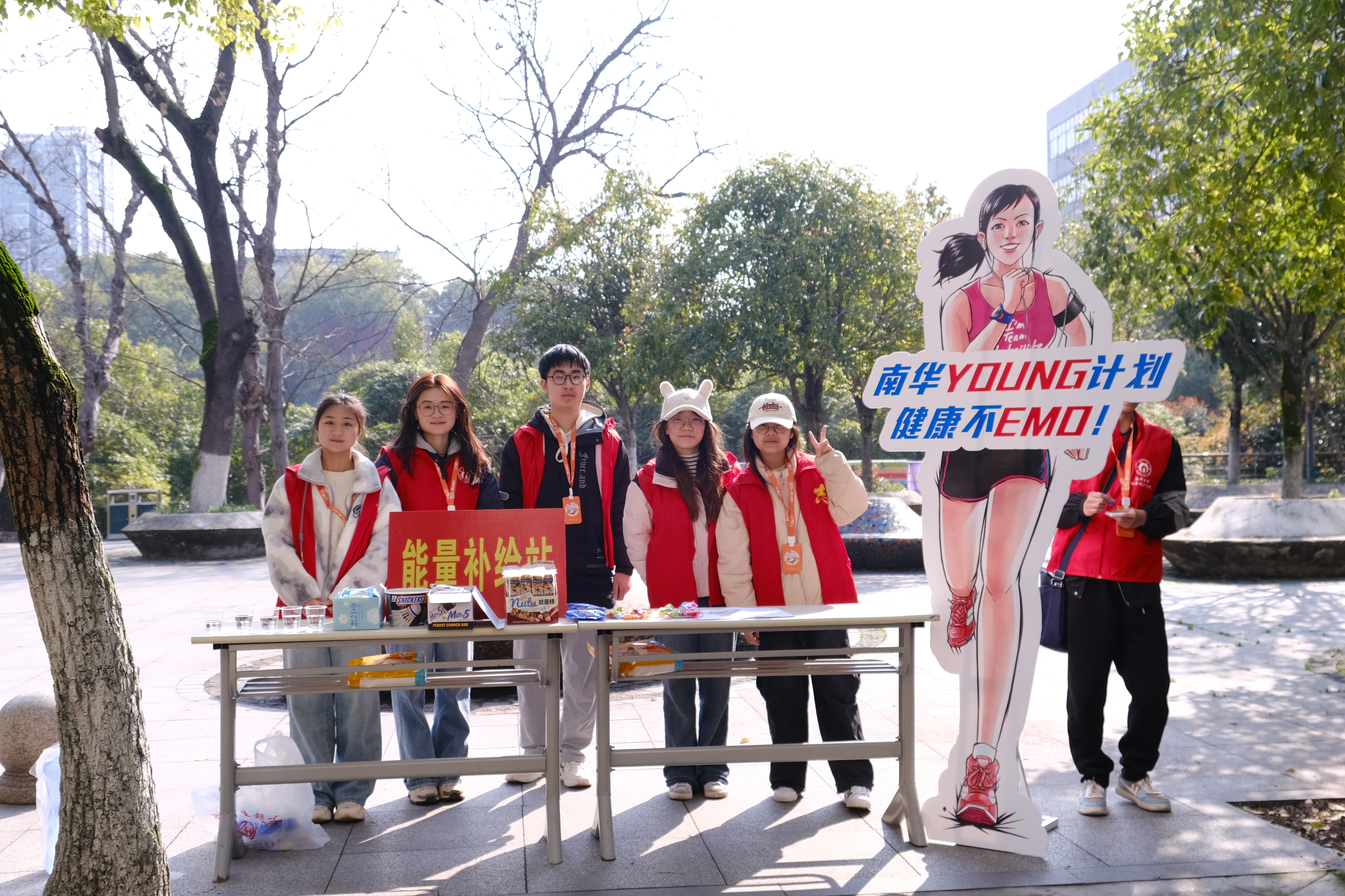 365英国上市公司