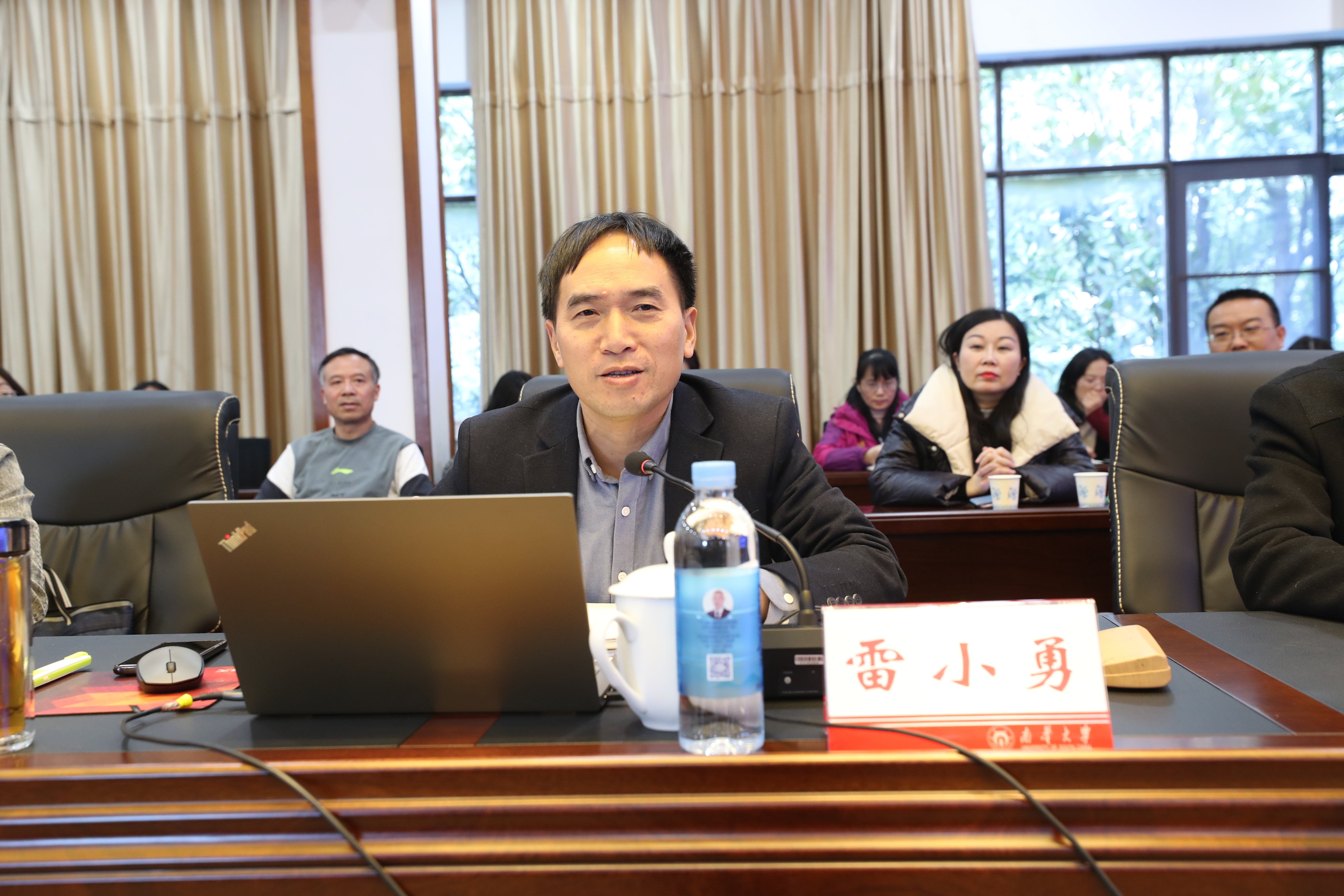 365英国上市公司