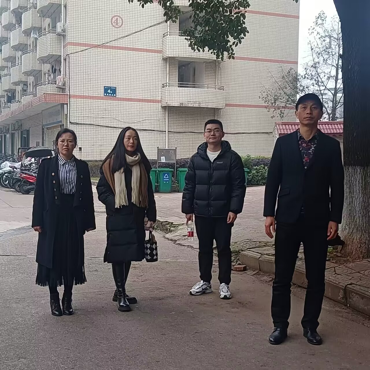 365英国上市公司