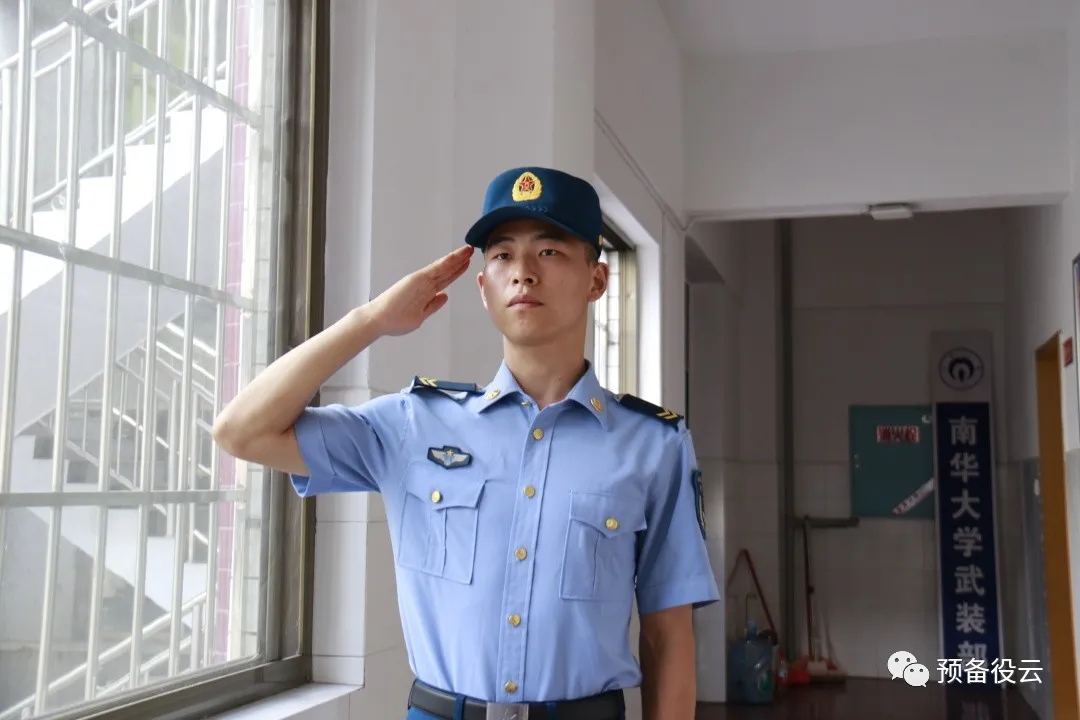 365英国上市公司