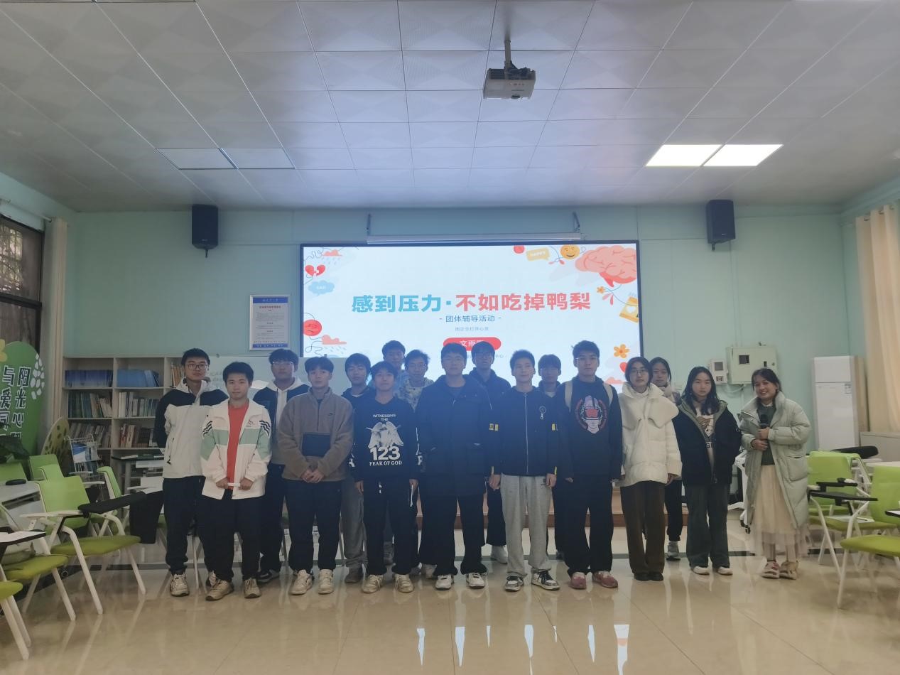 365英国上市公司