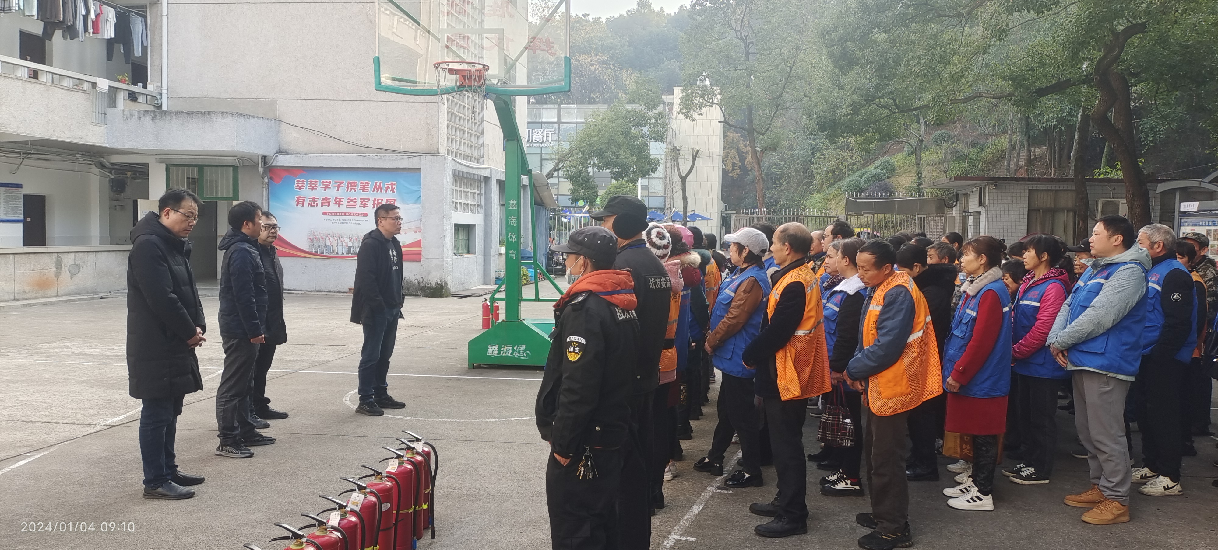 365英国上市公司