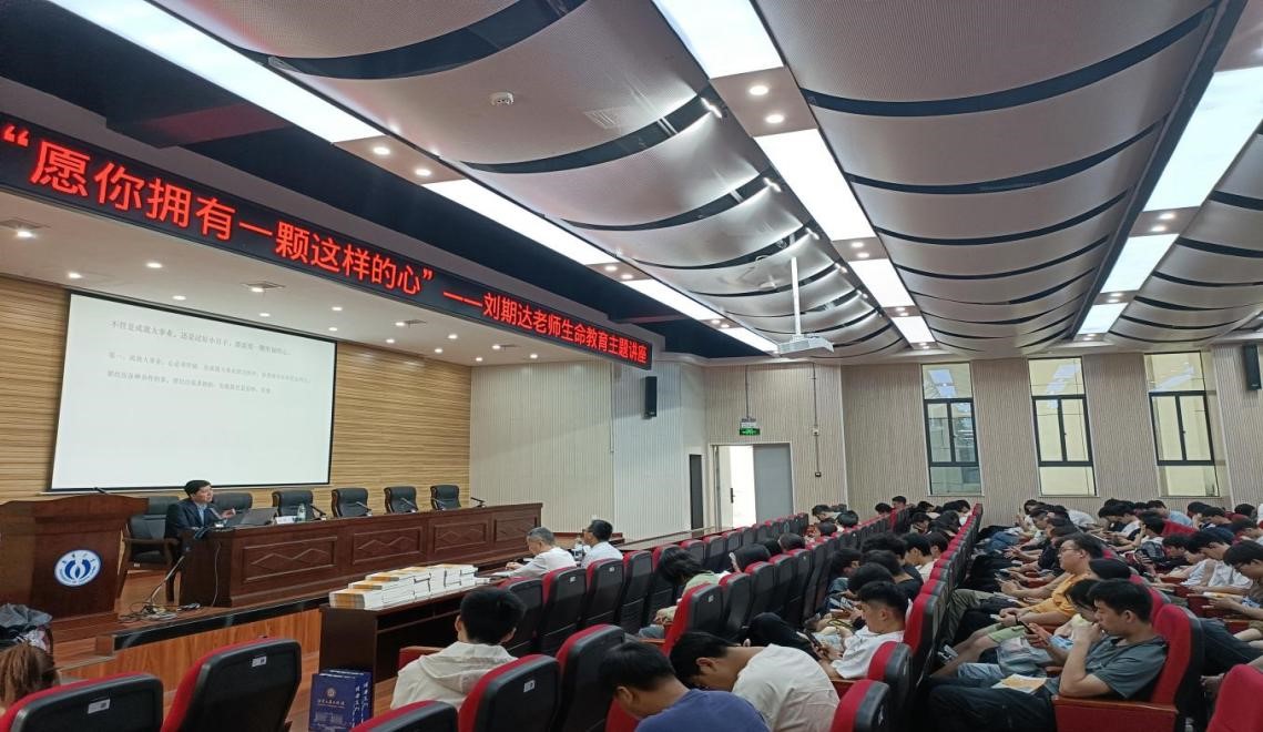 365英国上市公司