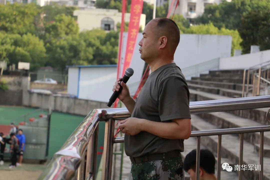 365英国上市公司