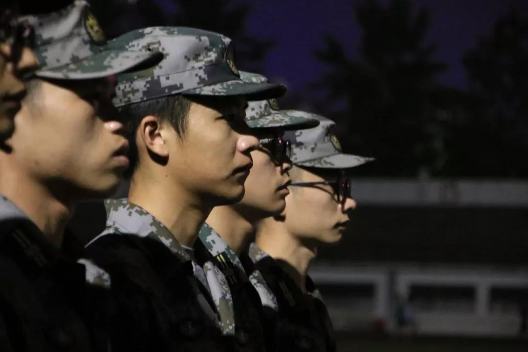 365英国上市公司