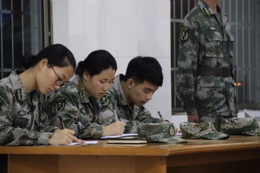 365英国上市公司