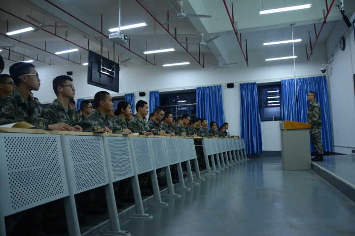 365英国上市公司