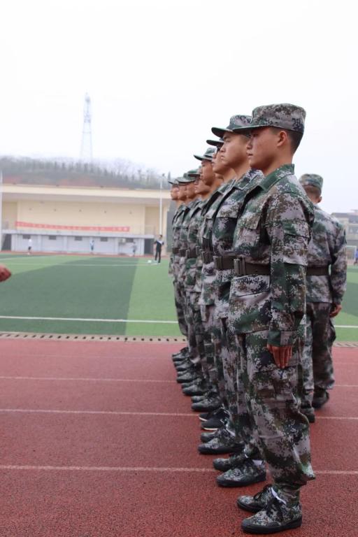 365英国上市公司