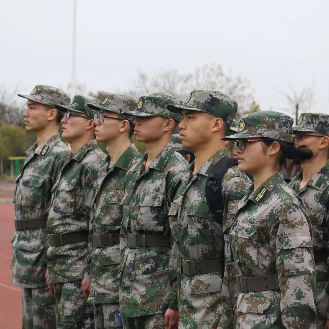 365英国上市公司