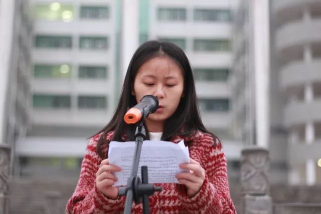 365英国上市公司