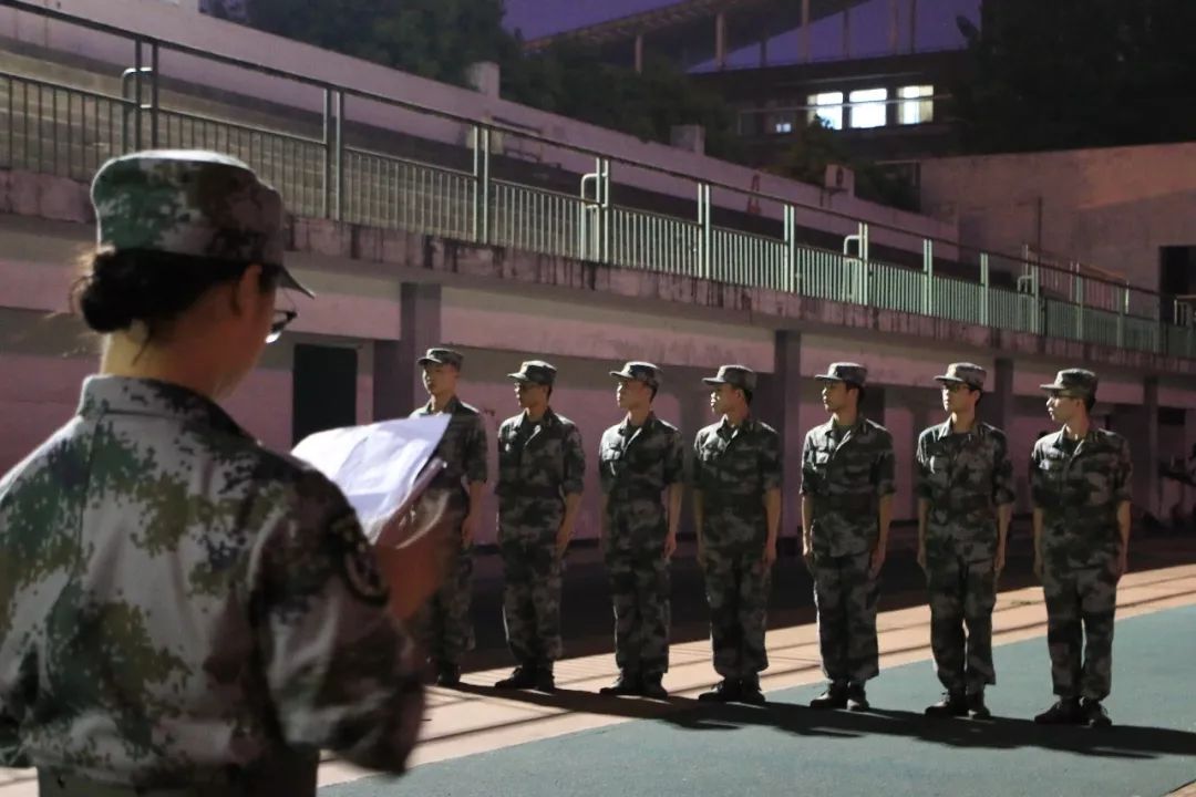 365英国上市公司