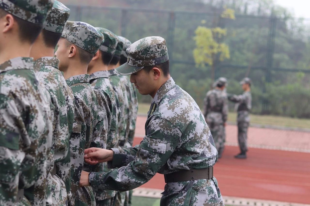 365英国上市公司