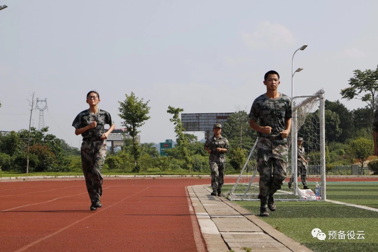 365英国上市公司