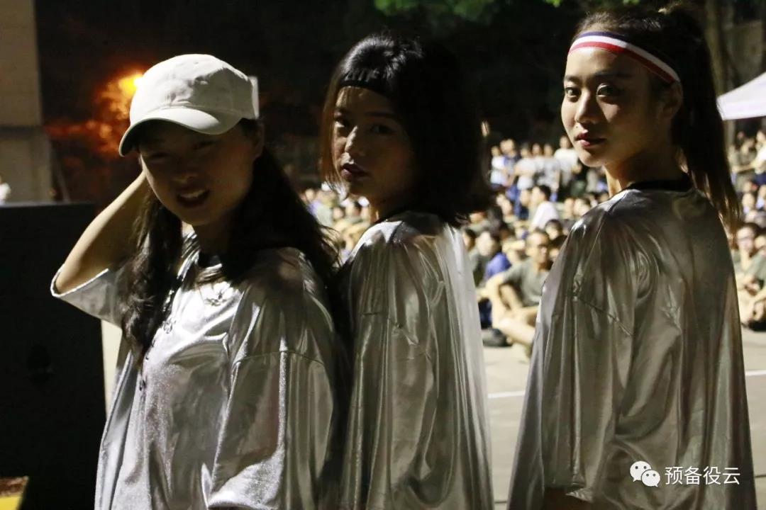 365英国上市公司