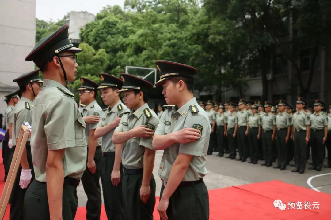 365英国上市公司