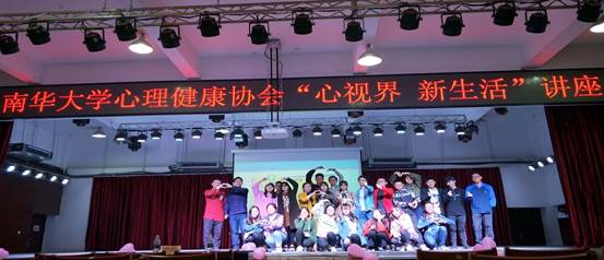 365英国上市公司