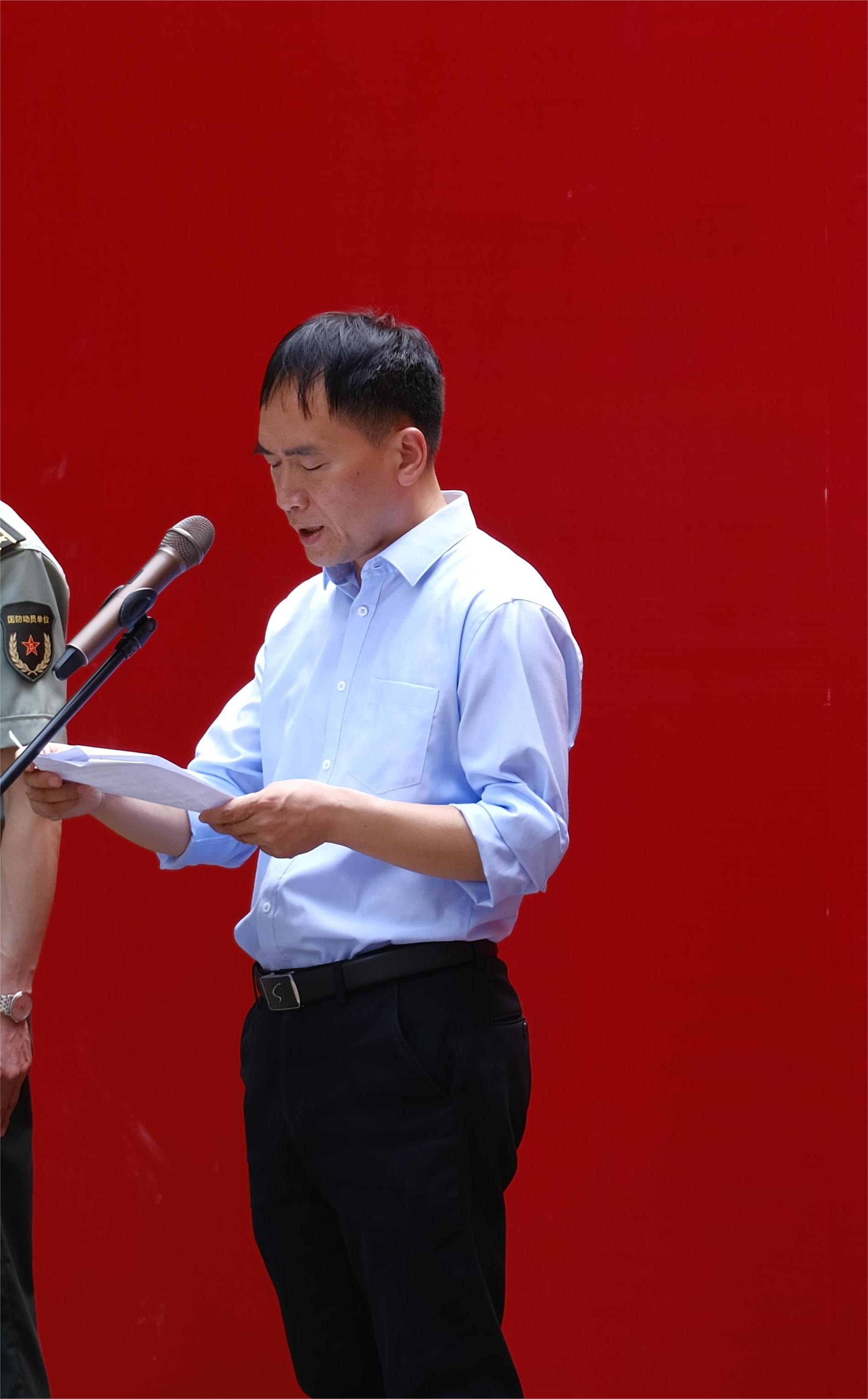 365英国上市公司